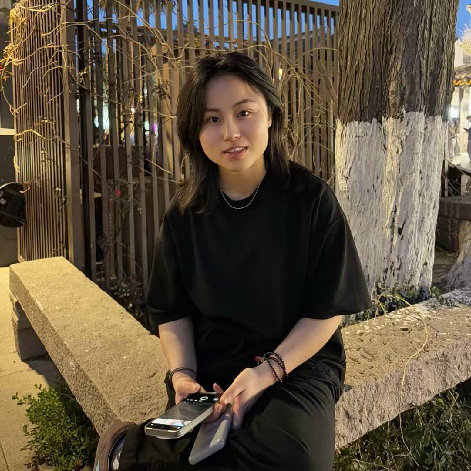 Zoe - Especialista en sourcing e intérprete de español basada en Yiwu